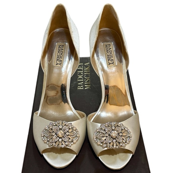 LIKE NEW in box Badgley Mischka Dana Peep Toe Pumps Sz 10 - Picture 6 of 13